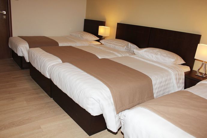 Imagen de la habitación del Hotel REA, Heraklion. Foto 11