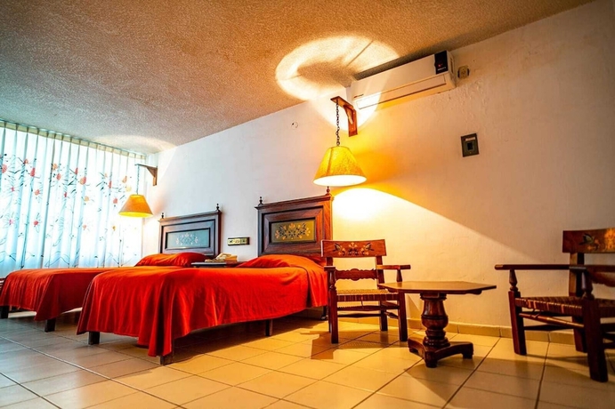 Imagen de la habitación del Hotel REAL HOTEL, Tecom&aacute;n. Foto 4