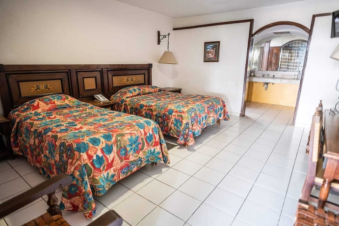 Imagen de la habitación del Hotel REAL HOTEL, Tecom&aacute;n. Foto 10