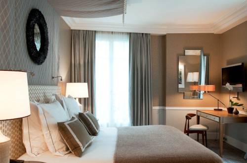 Imagen de la habitación del Hotel RECAMIER. Foto 3