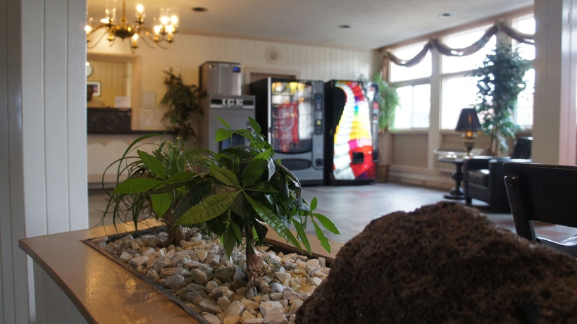 Imagen de los interiores del Hotel RED CARPET INN, Albany. Foto 10