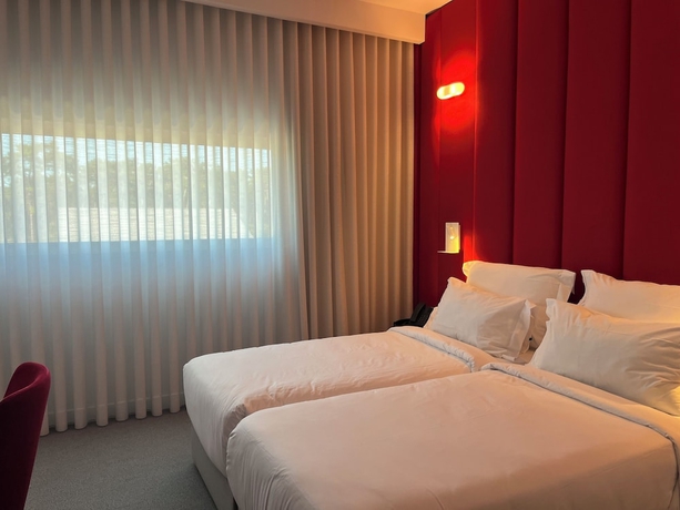Imagen de la habitación del Hotel REDNYX. Foto 7