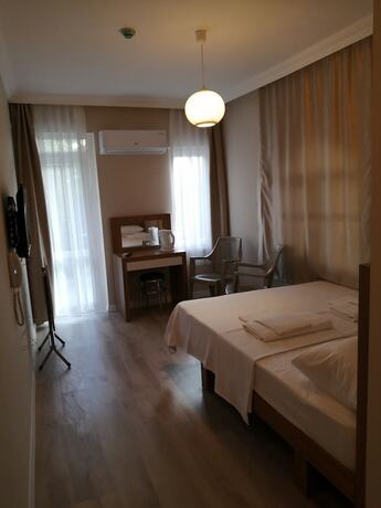 Imagen general del Hotel REGA OTEL. Foto 2