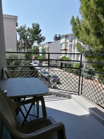 Imagen de la habitación del Hotel REGA OTEL. Foto 17