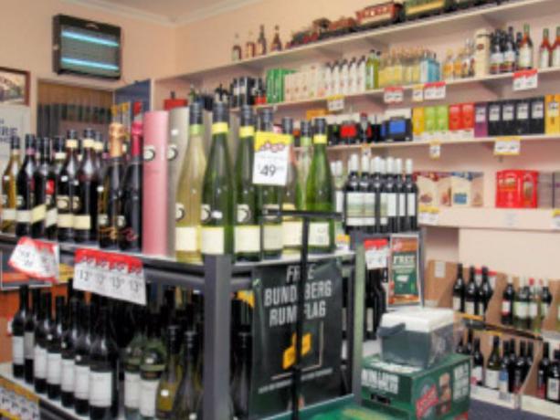 Imagen del bar/restaurante del Hotel REGATTA POINT TAVERN. Foto 9
