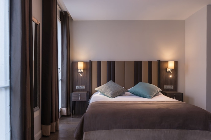 Imagen de la habitación del Hotel REGENCE ETOILE HOTEL. Foto 14