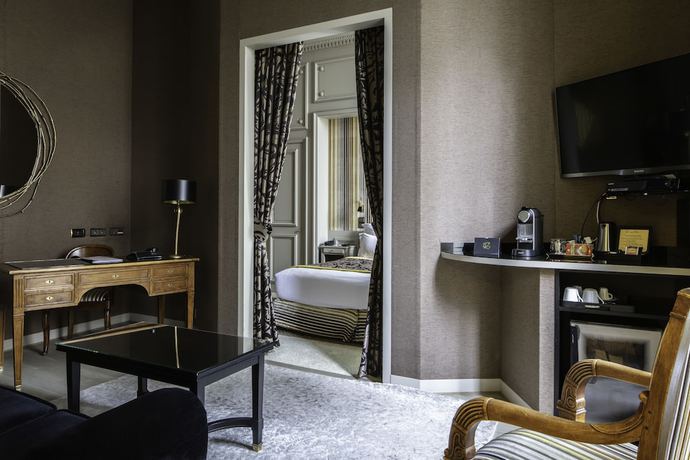 Imagen de la habitación del Hotel REGENT`S GARDEN. Foto 11