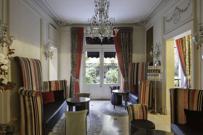 Imagen de los interiores del Hotel REGENT`S GARDEN. Foto 19