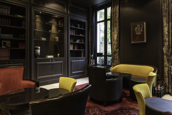 Imagen de los interiores del Hotel REGENT`S GARDEN. Foto 20