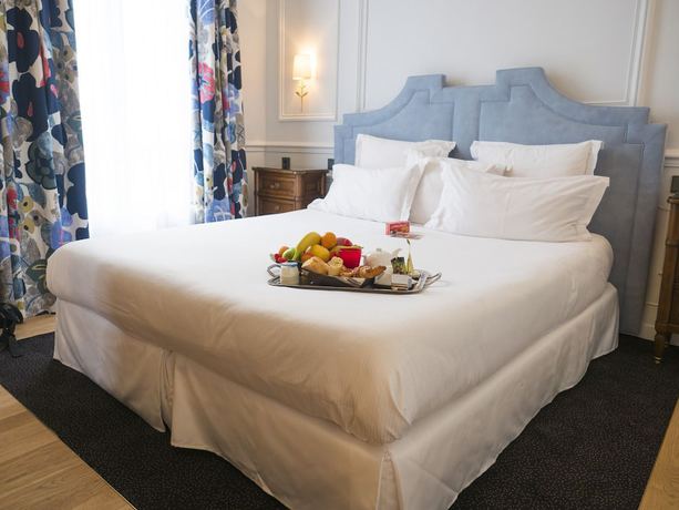 Imagen de la habitación del Hotel REGENT`S GARDEN. Foto 16