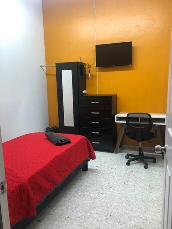 Imagen de la habitación del Hotel REGIOTITLAN. Foto 20