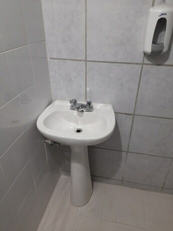 Imagen general del Hotel REGIOTITLAN. Foto 14