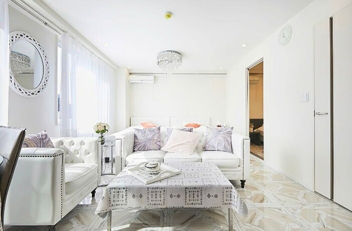 Imagen de la habitación del Hotel REIMI MONDO. Foto 31
