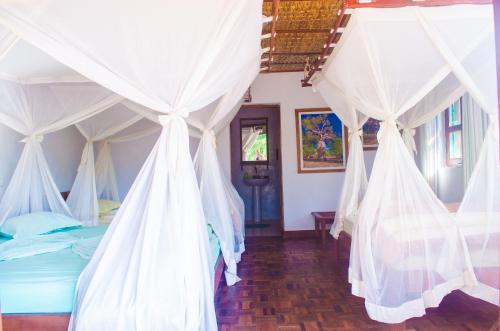 Imagen de la habitación del Hotel RELAIS DU KIRINDY. Foto 19