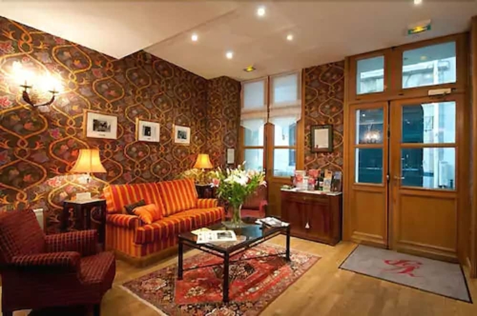 Imagen del bar/restaurante del Hotel RELAIS HOTEL DU VIEUX. Foto 2