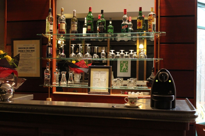 Imagen del bar/restaurante del Hotel RELAIS MONCEAU. Foto 3