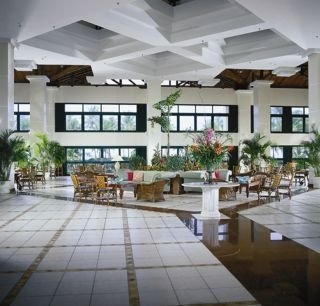 Imagen de los interiores del Hotel RENAISSANCE COSTA DO SAU&Iacute;PE RE. Foto 4