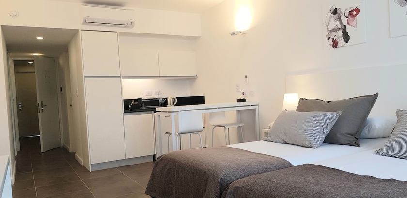 Imagen de la habitación del Hotel RENTAL SUITES CAMPANA. Foto 3