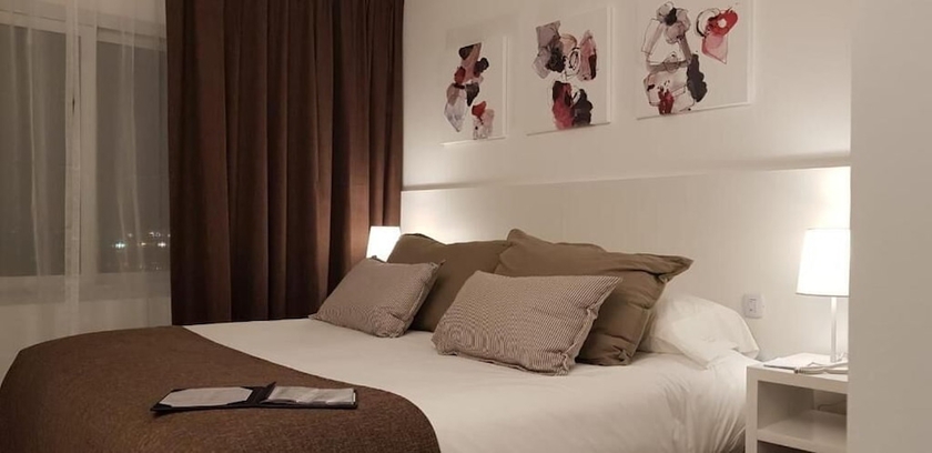 Imagen de la habitación del Hotel RENTAL SUITES CAMPANA. Foto 8