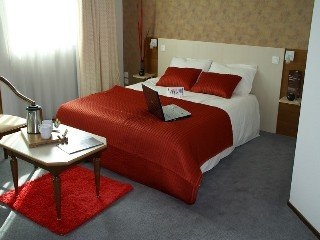 Imagen de la habitación del Hotel RESIDENCE AQUATIS FUTUROSCOPE. Foto 6