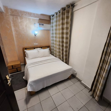 Imagen de la habitación del Hotel RESIDENCE FAMILIA PHOENIX. Foto 2