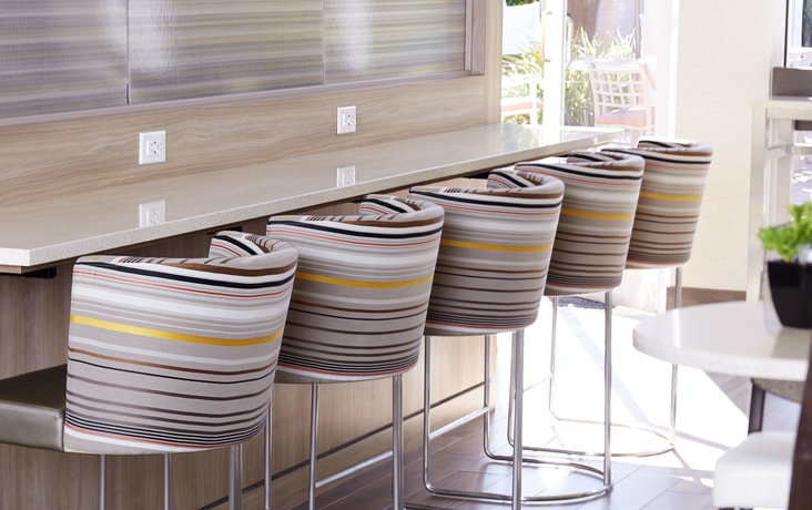 Imagen del bar/restaurante del Hotel RESIDENCE INN MARRIOTT. Foto 3