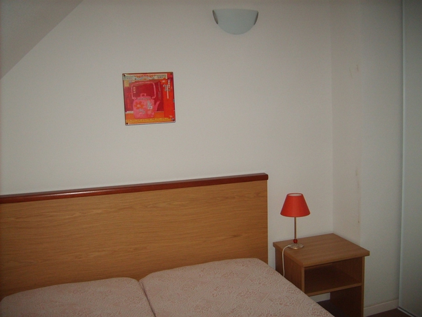 Imagen de la habitación del Hotel RESIDENCE L&acute;ETERLE. Foto 4