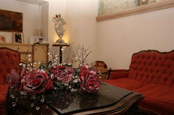 Imagen de los interiores del Hotel RESIDENCE PALAZZO BALDI. Foto 14