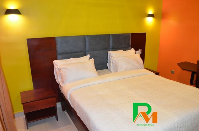 Imagen de la habitación del Hotel RESIDENCES MICKEL. Foto 13