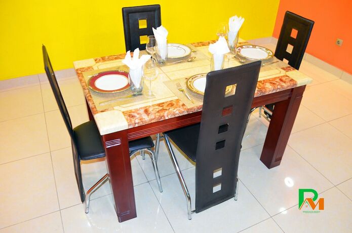 Imagen general del Hotel RESIDENCES MICKEL. Foto 4