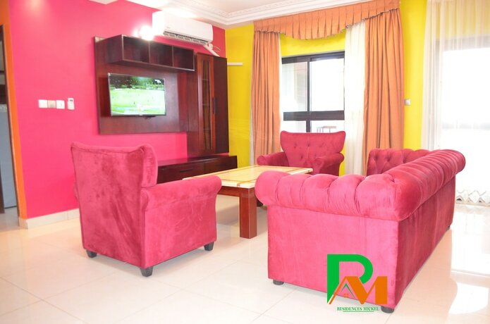 Imagen de la habitación del Hotel RESIDENCES MICKEL. Foto 17