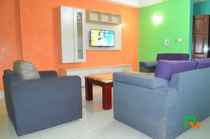 Imagen general del Hotel RESIDENCES MICKEL. Foto 7