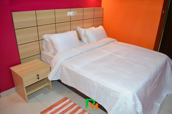 Imagen general del Hotel RESIDENCES MICKEL. Foto 10