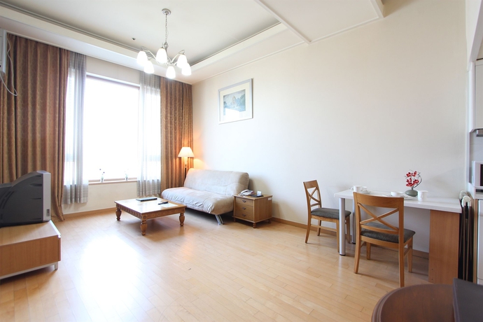 Imagen de los interiores del Hotel RESIDENCIAS DORMY INN SUWON. Foto 10