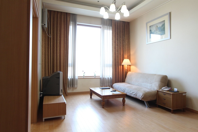 Imagen de los interiores del Hotel RESIDENCIAS DORMY INN SUWON. Foto 11
