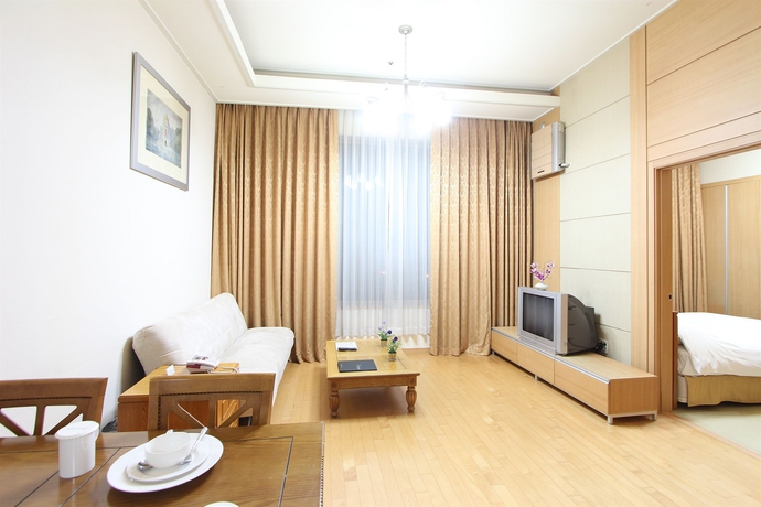 Imagen de los interiores del Hotel RESIDENCIAS DORMY INN SUWON. Foto 16