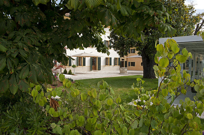 Imagen general del Hotel RESORT DONNA LUCIA. Foto 10