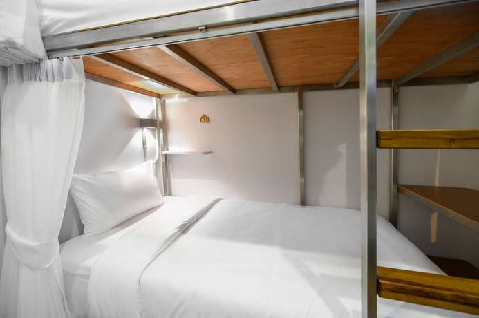 Imagen de la habitación del Hotel REST IS MORE Hostel. Foto 7