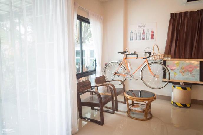 Imagen de los interiores del Hotel RETRO Twin Home @Maesot. Foto 5