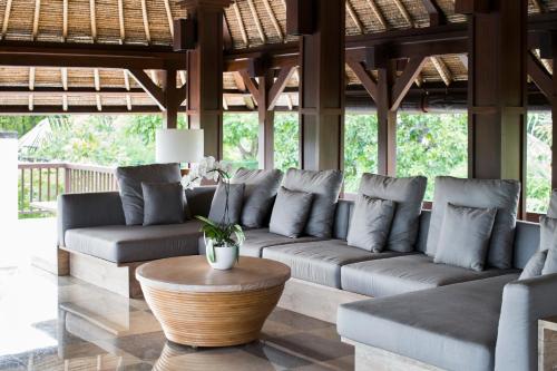 Imagen de la habitación del Hotel REVĪVŌ Wellness Resort Nusa Dua Bali. Foto 7