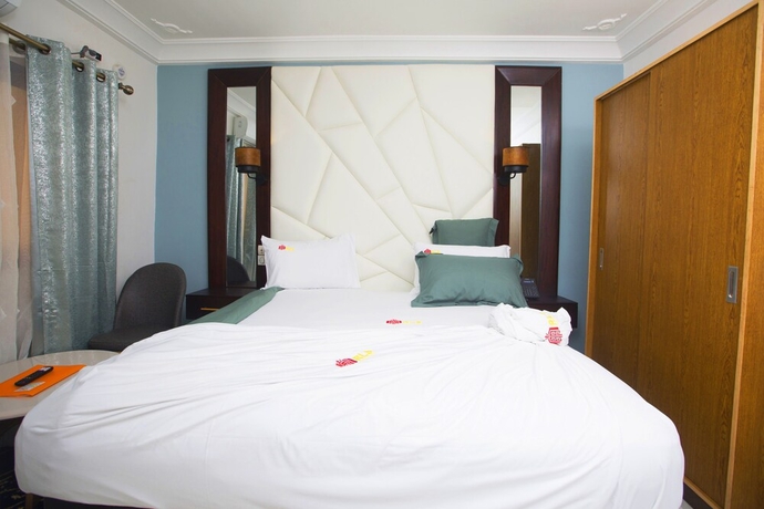 Imagen de la habitación del Hotel R&Eacute;SIDENCE LE SOMMET. Foto 3