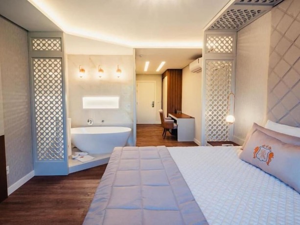 Imagen de la habitación del Hotel RF Vision. Foto 11