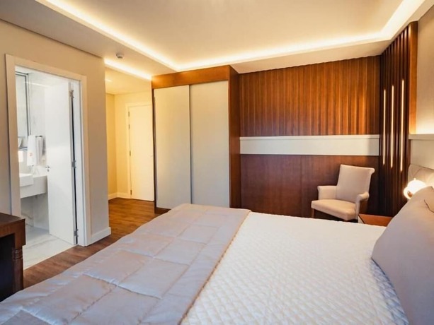 Imagen de la habitación del Hotel RF Vision. Foto 18
