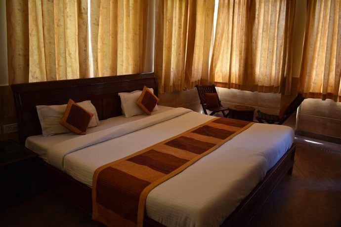Imagen de la habitación del Hotel RG Palace Jaipur. Foto 5