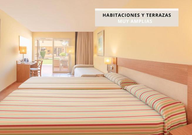 Imagen de la habitación del Hotel RH Casablanca Suites. Foto 6