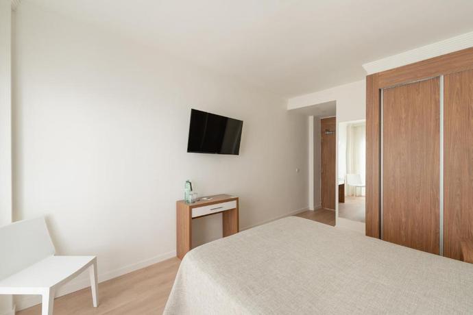Imagen de la habitación del Hotel RH Riviera. Foto 6