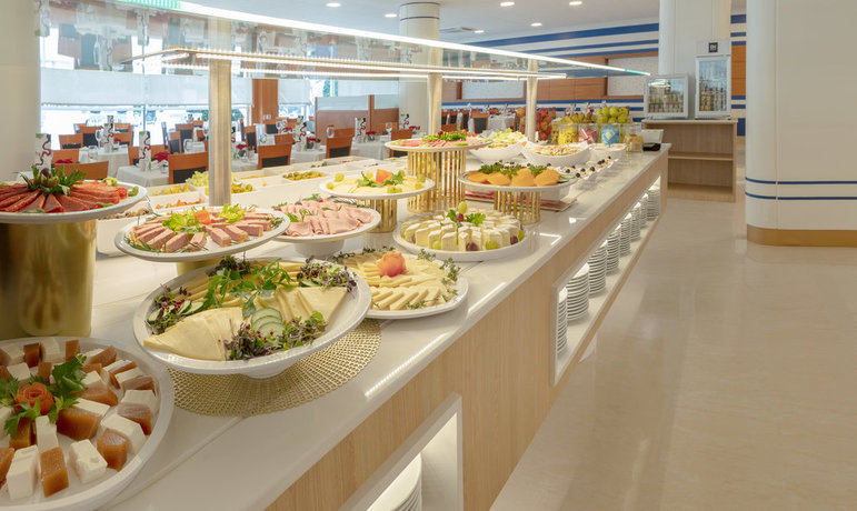 Imagen del bar/restaurante del Hotel RH Victoria & Spa. Foto 3