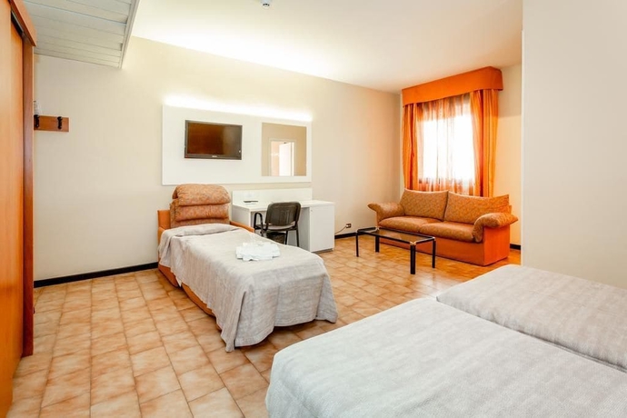 Imagen de la habitación del Hotel RHI Porta Bologna. Foto 7