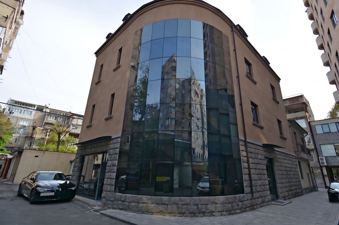 Imagen general del Hotel RICH apartandhotel. Foto 1
