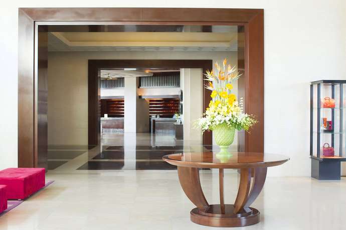 Imagen de los interiores del Hotel RIHGA Royal Laguna Guam Resort. Foto 16